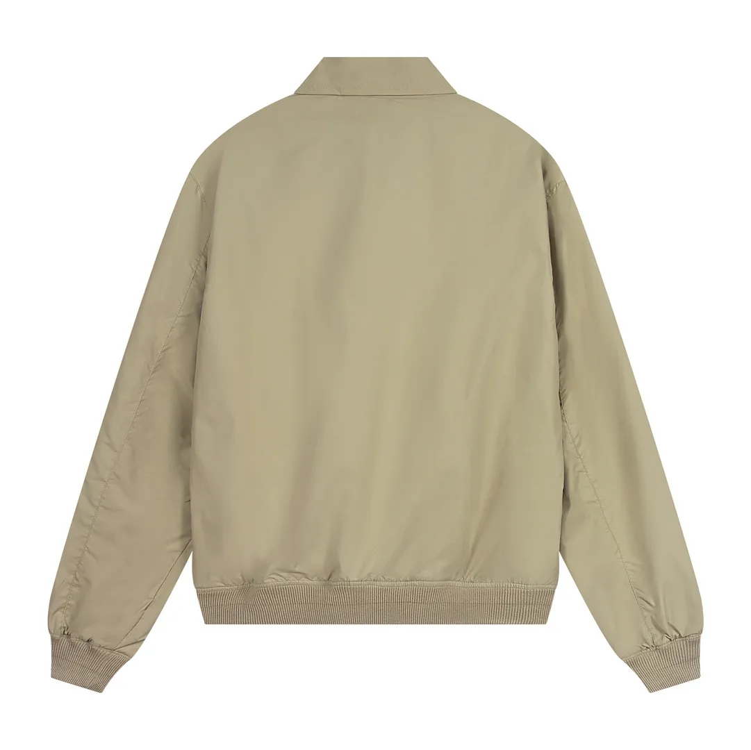 P316 Color: black/light card/off-white Size: S M L Customized two-color webbing strip on the back collar, with zippered side pockets inside ✅ - POLO brand zipper, genuine leather zipper piece, dark and light two-color buttons ✅ - RL25SS new jacket fabric is made of lightweight polyester fiber, windproof and waterproof, lighter, suitable for travel or daily outdoor sports, simple line design and wide and neat tailoring, unisex style for both men and women, good for commuting, classic and durable